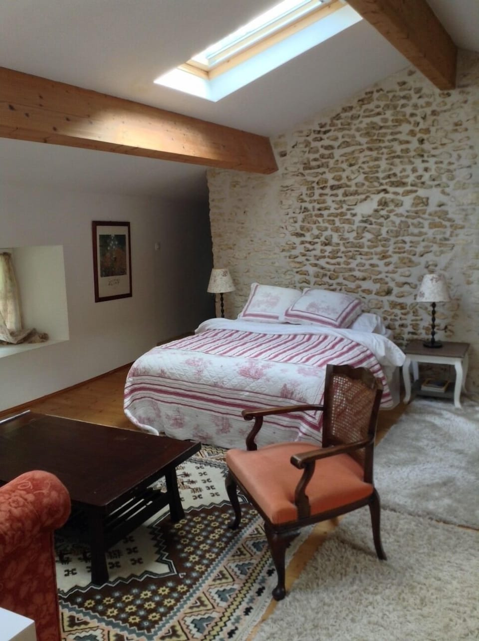 Family Room  (Oak) | Individually decorated, individually furnished, desk, free WiFi