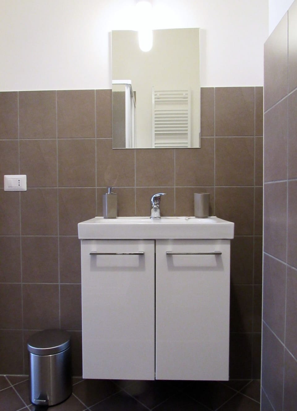 Single Room | Bathroom sink