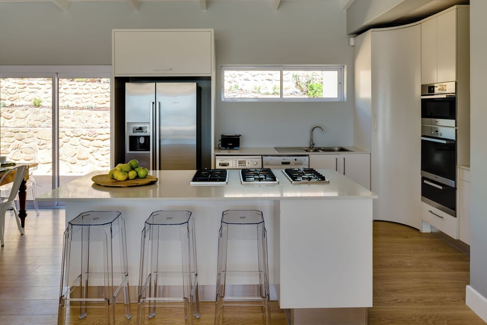 Luxury Villa, 4 Bedrooms (15 Ottawa) | Private kitchen | Full-size fridge, microwave, oven, stovetop