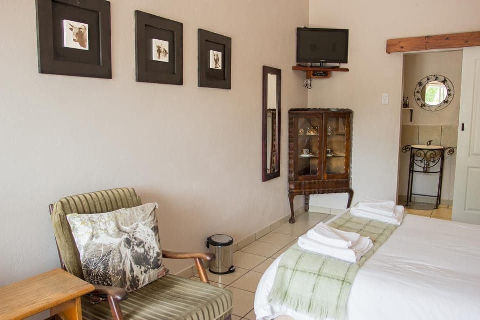In-room safe, bed sheets