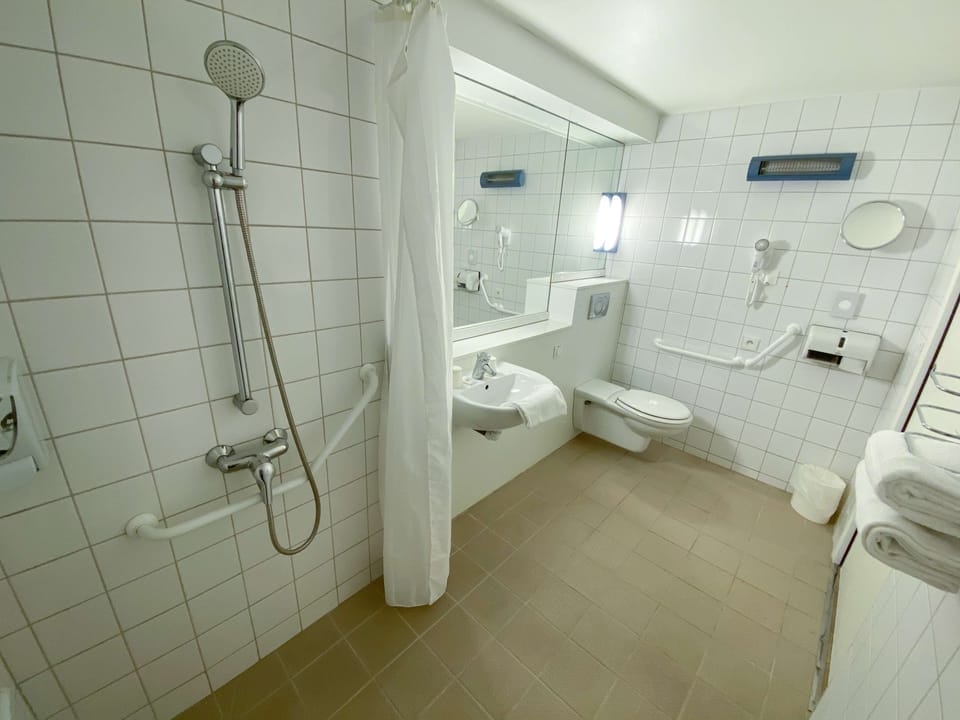 Kyriad Direct Roanne Hotel in Auvergne-Rhône-Alpes