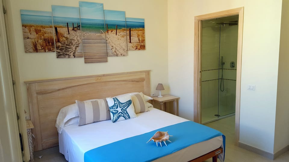 Superior Double or Twin Room | Premium bedding, Select Comfort beds, minibar, in-room safe