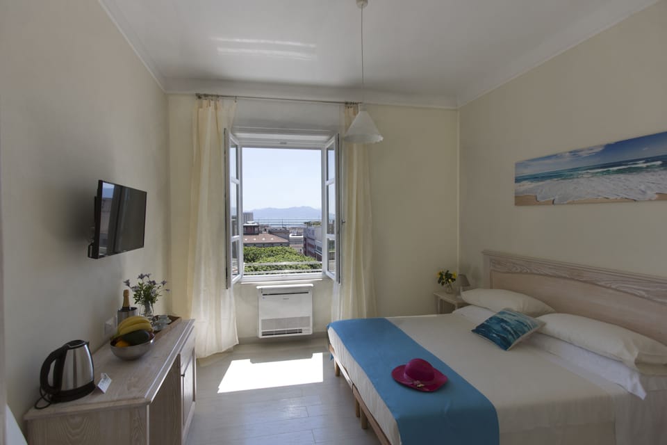 Superior Double or Twin Room | Premium bedding, Select Comfort beds, minibar, in-room safe