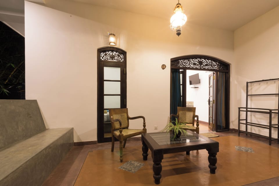 Deluxe Double Room, 1 King Bed, Private Bathroom, Garden View | In-room safe, desk, blackout drapes, iron/ironing board