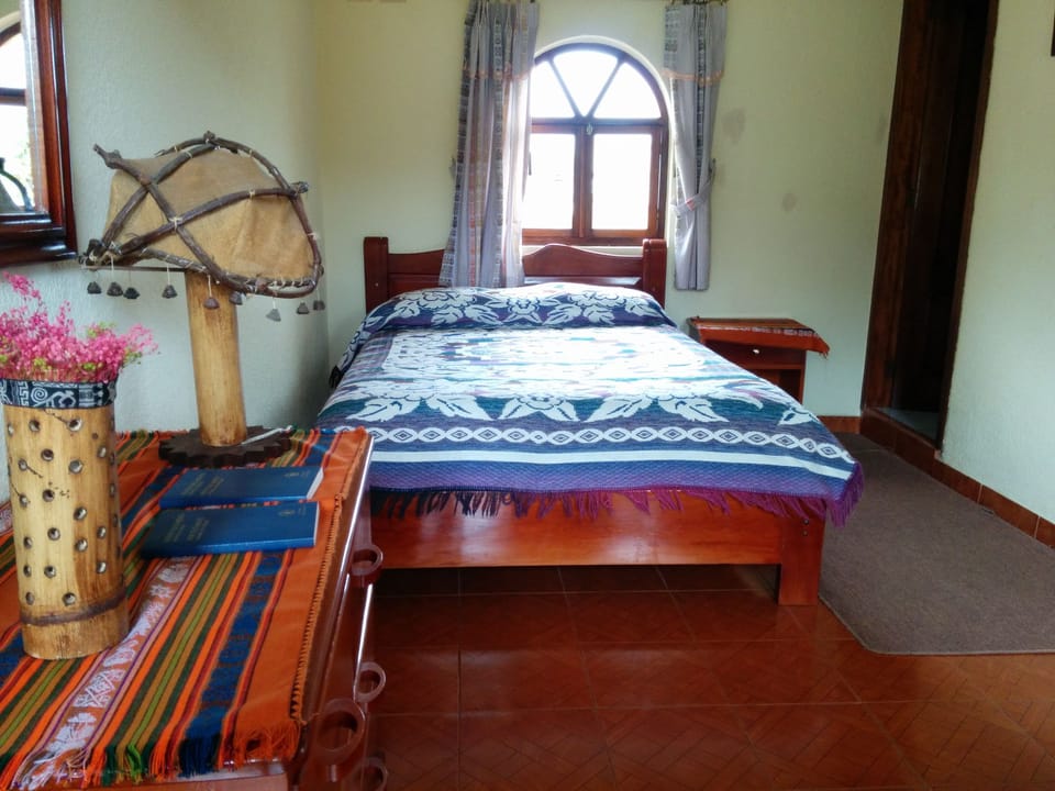 Standard Double Room | Laptop workspace, blackout drapes, soundproofing, WiFi (free)