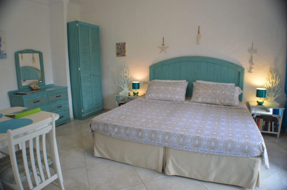 Apartment | Frette Italian sheets, premium bedding, in-room safe, desk
