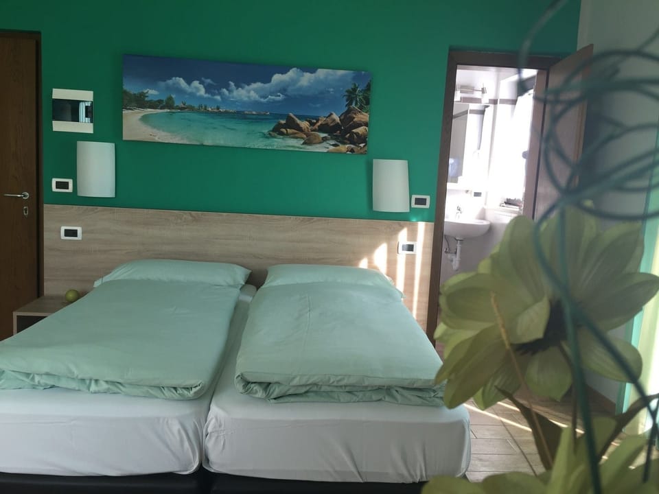 Desk, blackout drapes, soundproofing, free WiFi