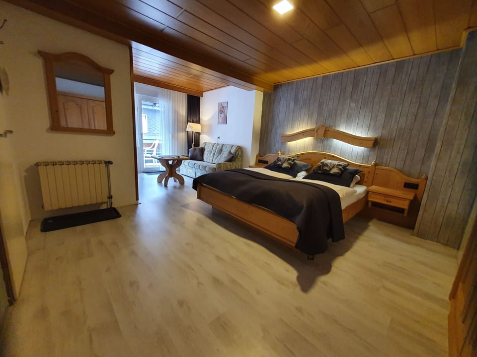 Double Room, 1 Double Bed, Hill View | 1 bedroom, cribs/infant beds, rollaway beds, free WiFi