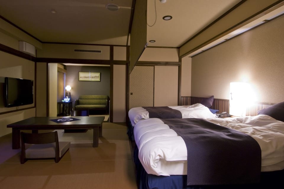 Ai No Michi - Japanese Western Style Suite with Mixed Bedding Types and Shared Hot Spring Access | Minibar, in-room safe, bed sheets