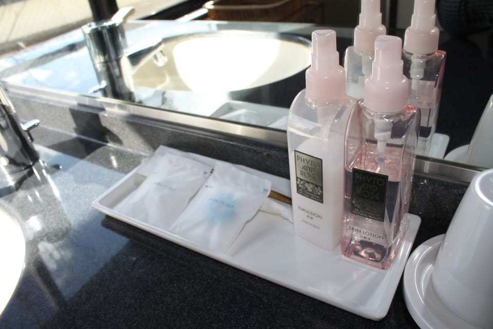 Room amenity