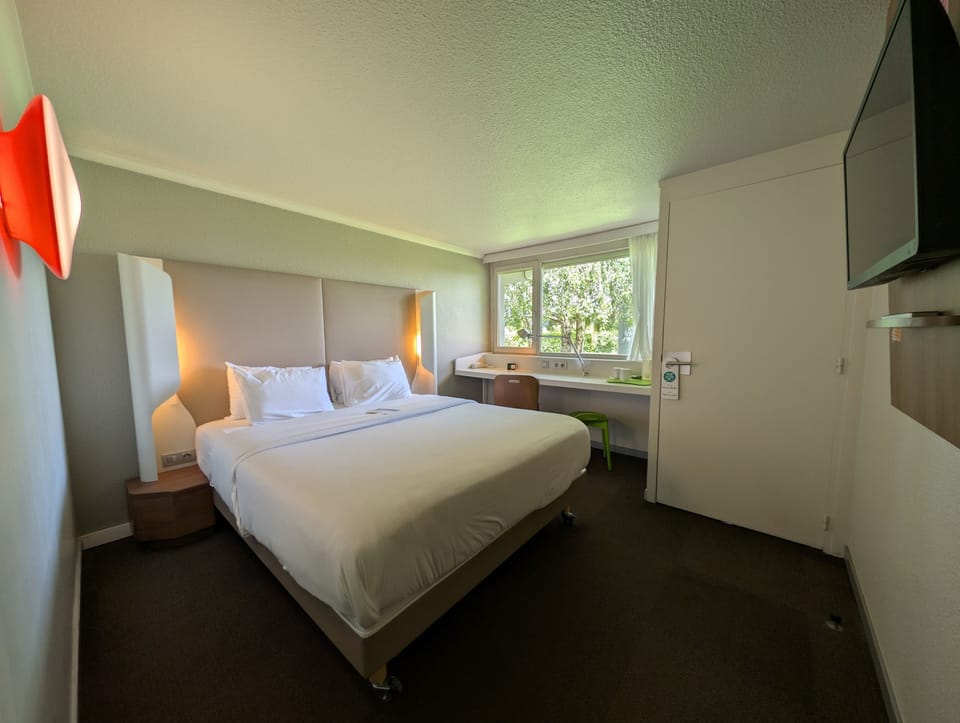 Standard Room, 1 Double Bed (Junior Bed up to 10 years) | Premium bedding, desk, laptop workspace, blackout drapes