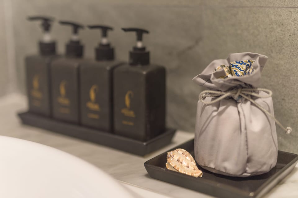 Deluxe Jacuzzi Pool | Room amenity