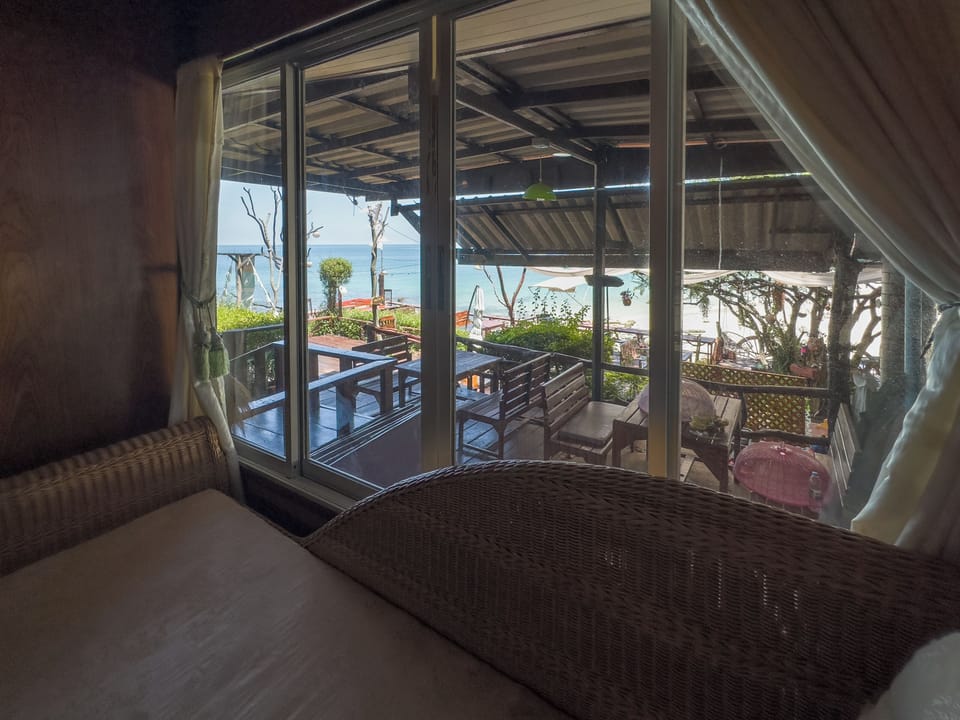 Standard Double Room | Bathroom | Shower, free toiletries, hair dryer, slippers