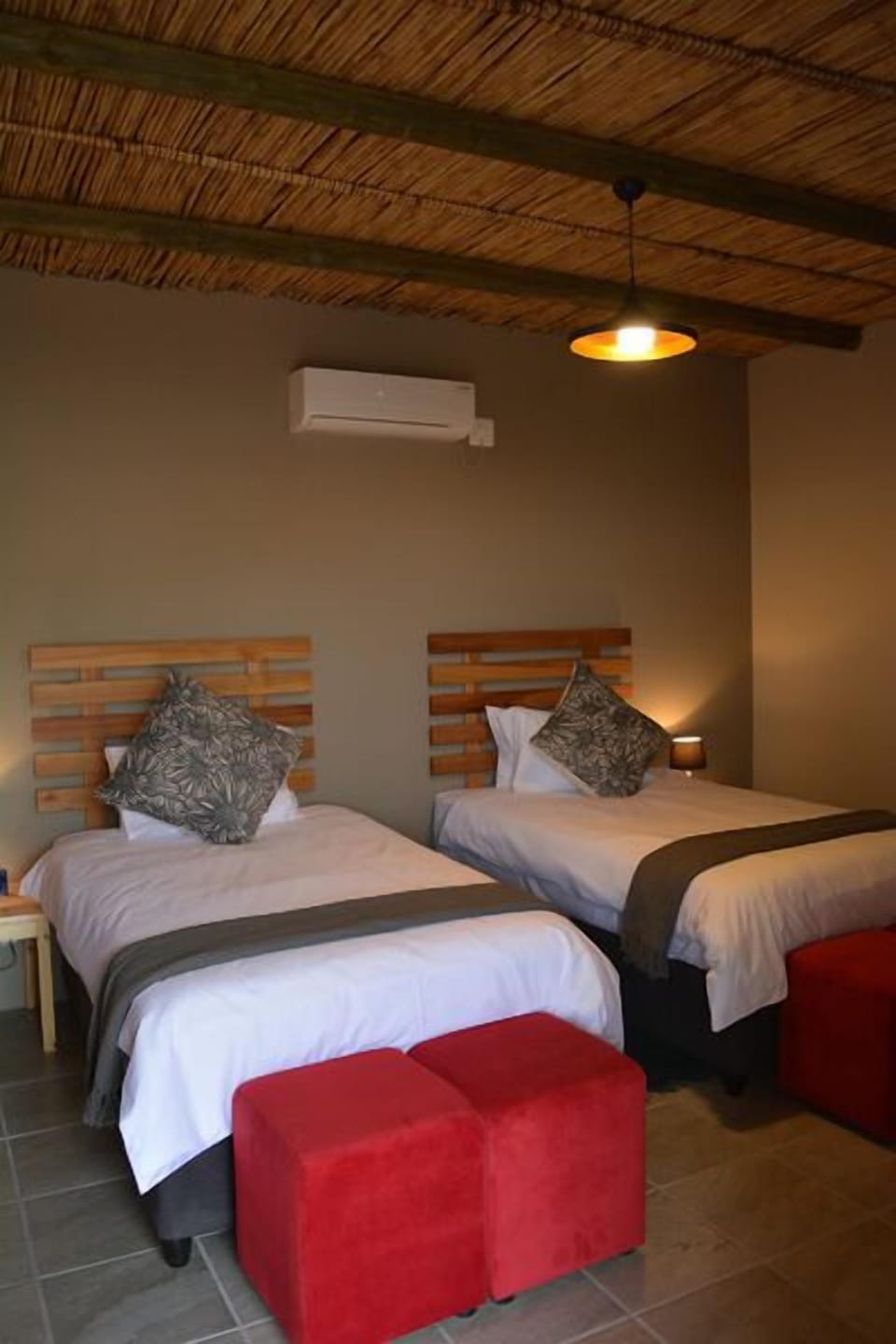 Twin Room | 1 bedroom, premium bedding, iron/ironing board, free WiFi