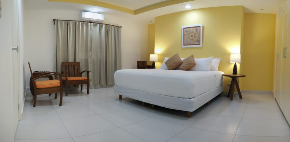 Superior Double Room, 1 Queen Bed, Garden View | Premium bedding, pillowtop beds, in-room safe, desk