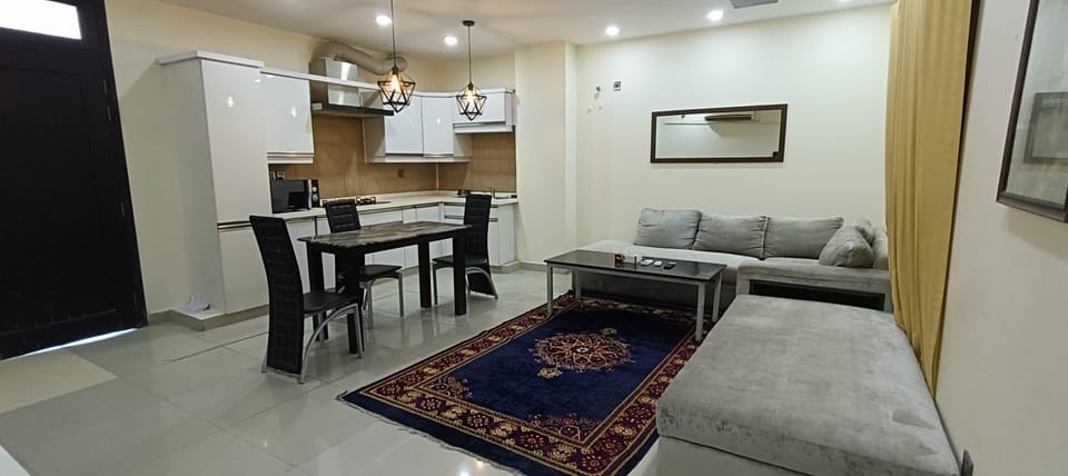 Comfort Suite, 2 Bedrooms | Minibar, in-room safe, desk, soundproofing