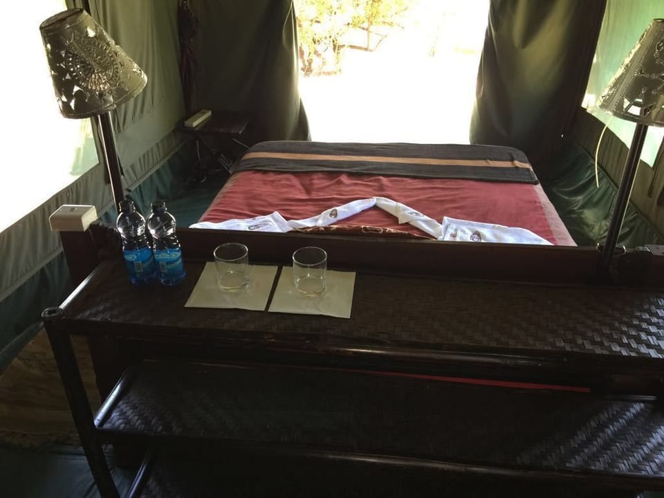 Luxury Tent, Garden View | Rollaway beds