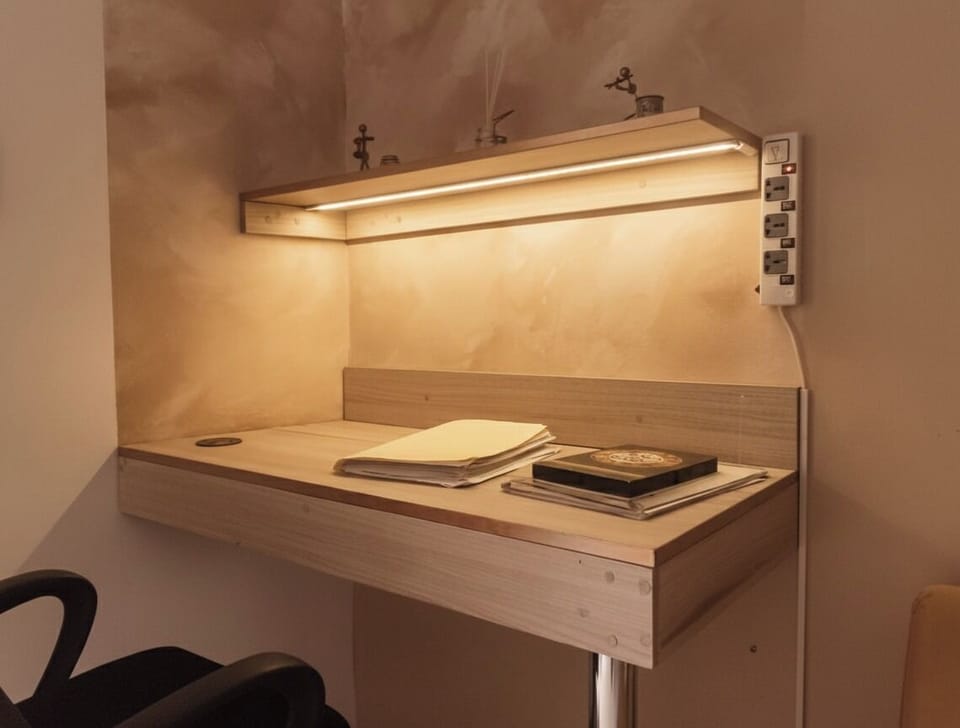Studio, Private Bathroom (Cocineta) | Laptop workspace, blackout drapes, free WiFi, bed sheets