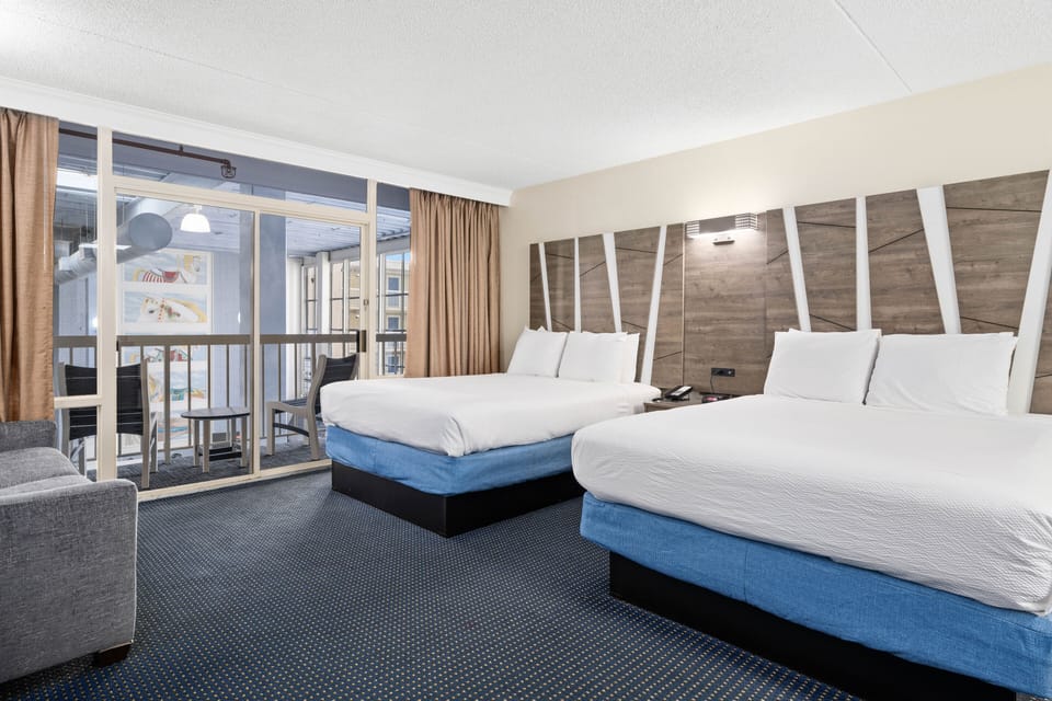 Standard Room, 2 Queen Beds (Atrium View) | Individually decorated, individually furnished, desk, blackout drapes