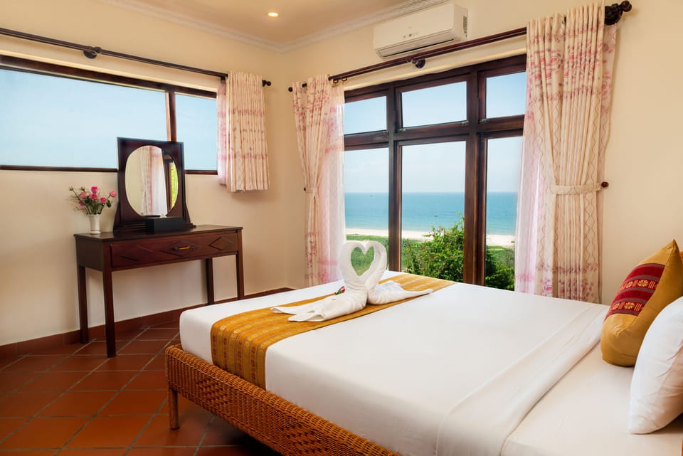 Villa, 3 Bedrooms | Premium bedding, minibar, in-room safe, rollaway beds