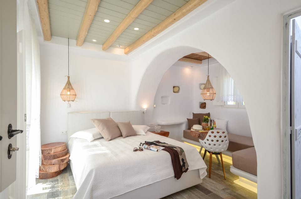 Executive Suite, Sea View | Premium bedding, pillowtop beds, in-room safe, individually decorated