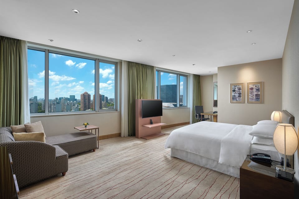 Room, 1 King Bed, City View | View from room