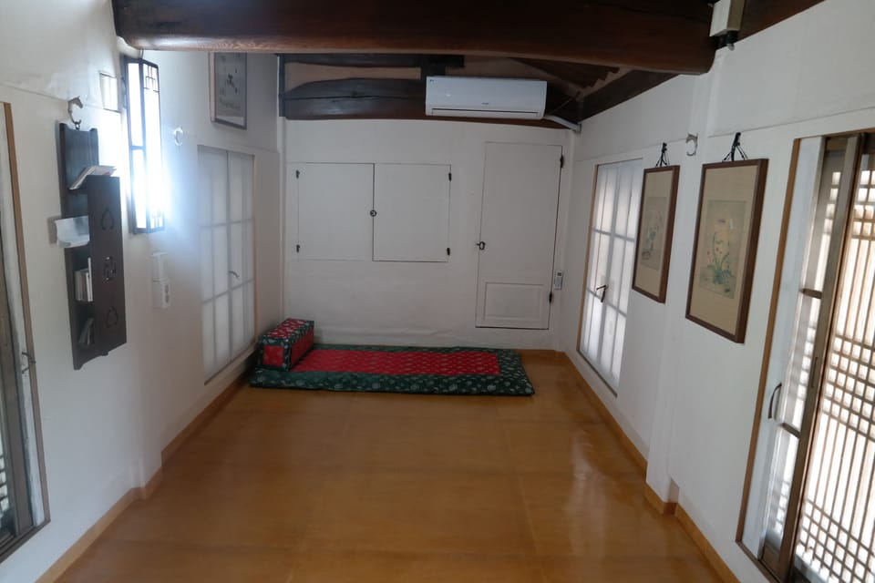 Traditional Room | Free WiFi