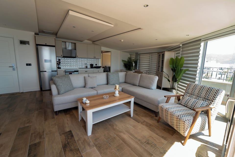 Suite | Minibar, in-room safe, free WiFi, bed sheets