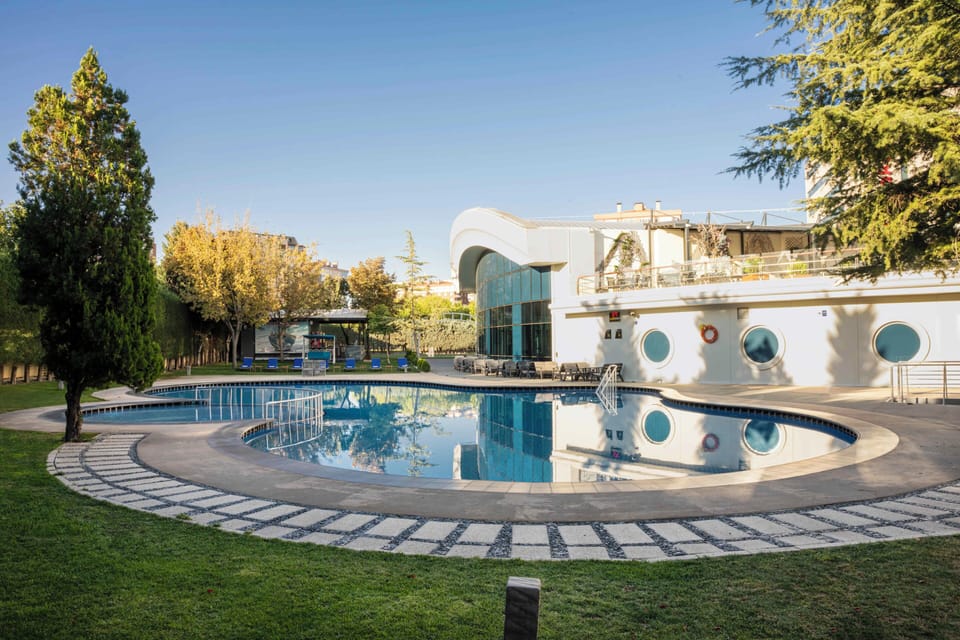 2 indoor pools, seasonal outdoor pool