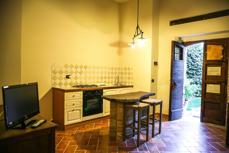 Apartment, 1 Bedroom | Private kitchen