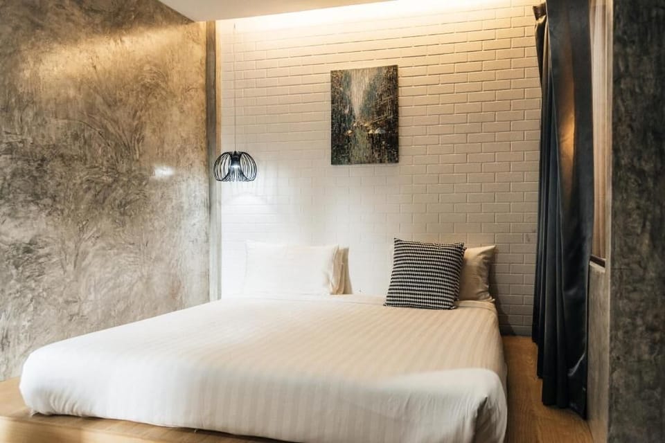 Desk, laptop workspace, rollaway beds (surcharge), WiFi (free)