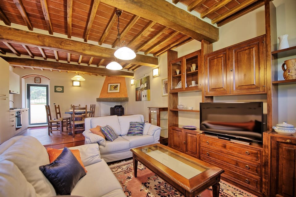Apartment, 5 Bedrooms | Living area | 32-inch flat-screen TV with digital channels, TV, fireplace