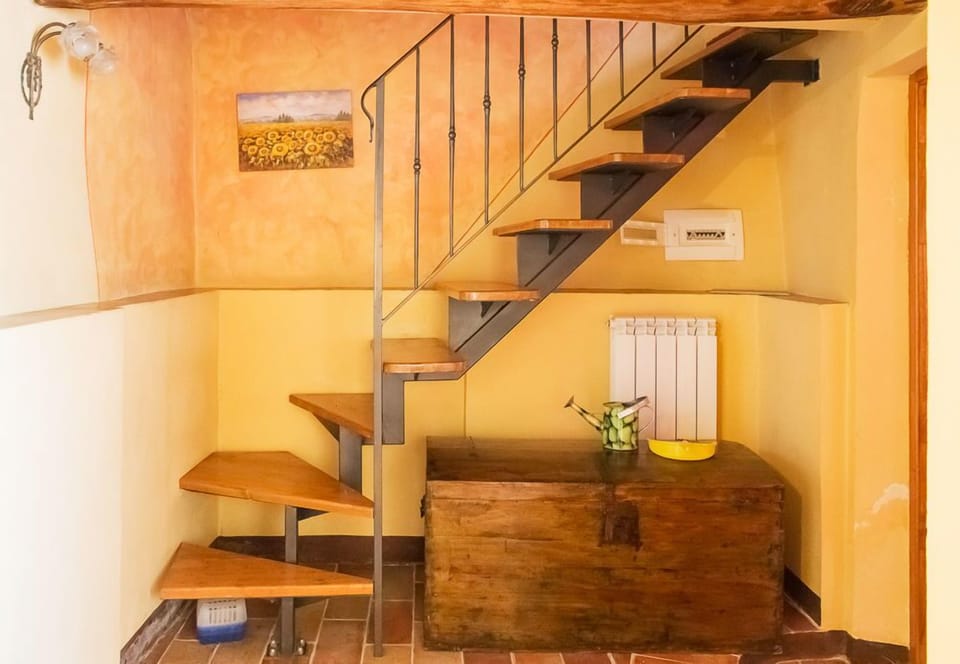 Apartment, 2 Bedrooms | 1 bedroom, cribs (free), WiFi (free)