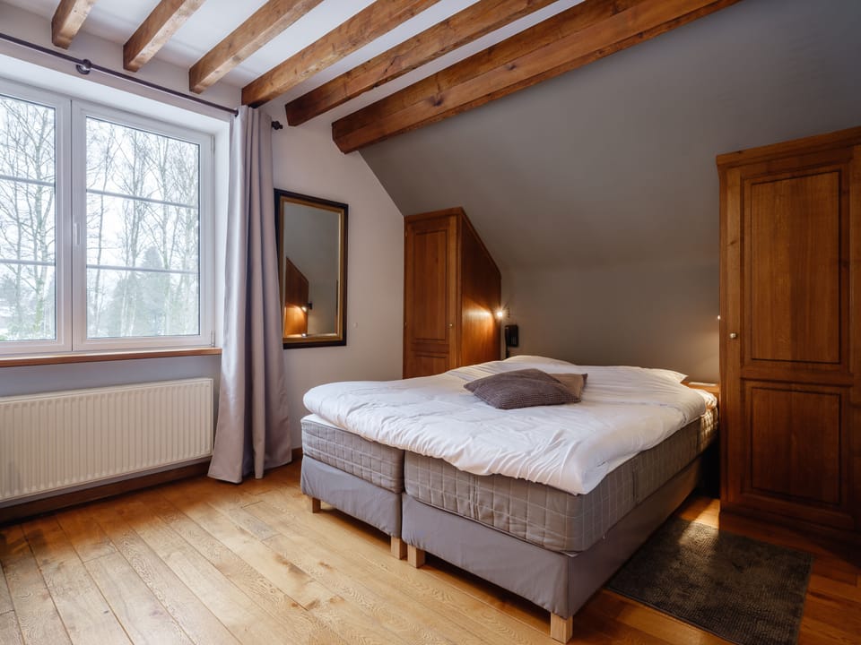 Comfort Double or Twin Room | Premium bedding, in-room safe, desk, iron/ironing board