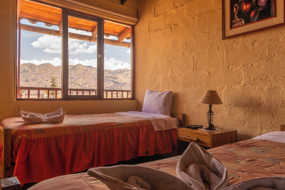 Deluxe Twin Room | Iron/ironing board, rollaway beds, free WiFi, bed sheets