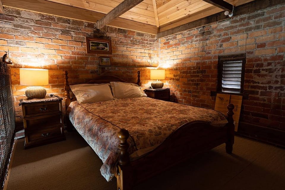 Romantic Double Room, 1 Queen Bed, Mountain View, Mountainside | Minibar, individually decorated, individually furnished, blackout drapes