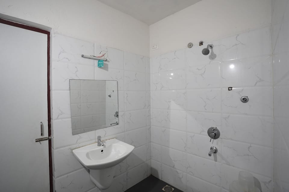 Free toiletries, towels