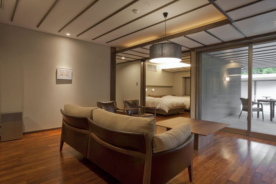 [Club Lounge Access] Parkside Villa 4 Beds | Premium bedding, minibar (some free items), in-room safe, WiFi (free)