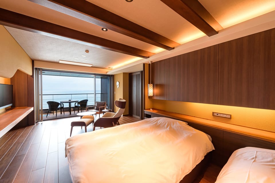 [Club Lounge Access] GAHAMA tower(Western Style)10F | Premium bedding, minibar (some free items), in-room safe, WiFi (free)