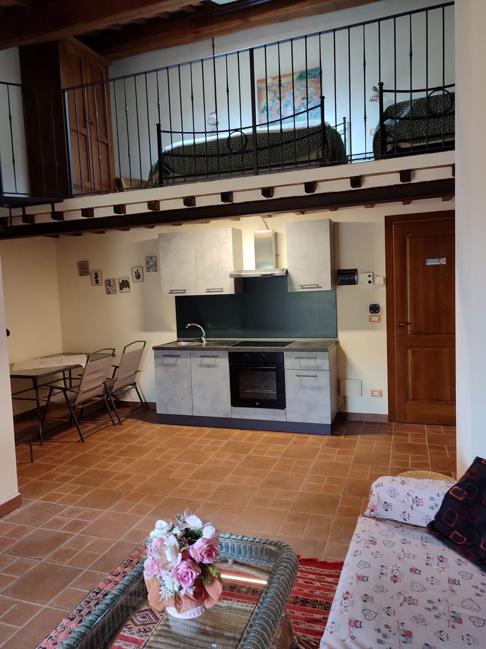 Family Duplex, Balcony | Private kitchen