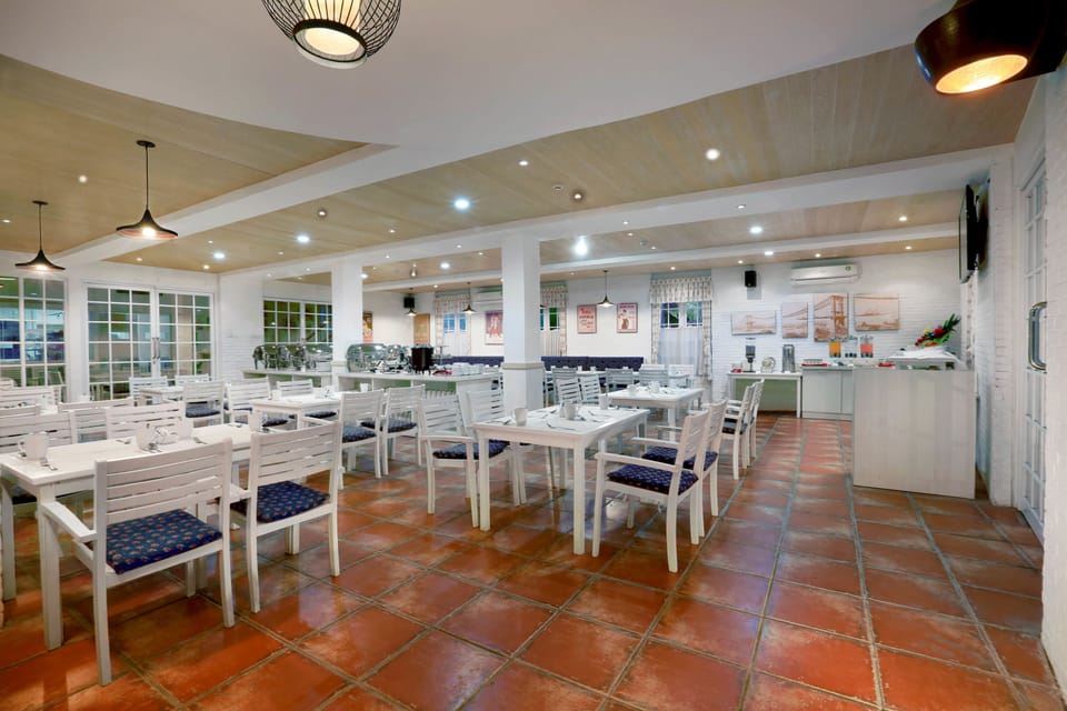 Food court