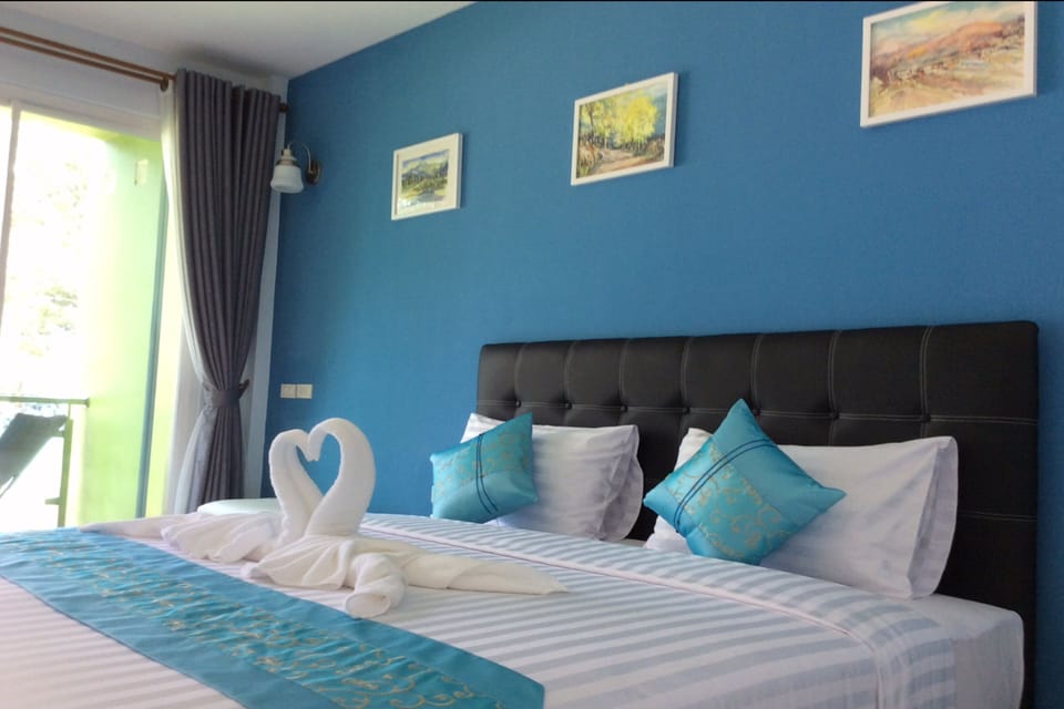 Standard Room | Blackout drapes, iron/ironing board, free WiFi