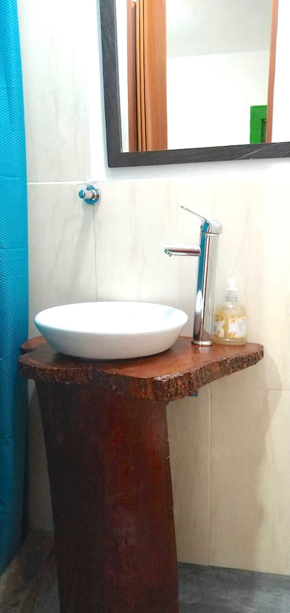 Traditional Double Room, 1 Queen Bed, Ensuite, Garden View | Bathroom | Shower, hair dryer, towels, soap