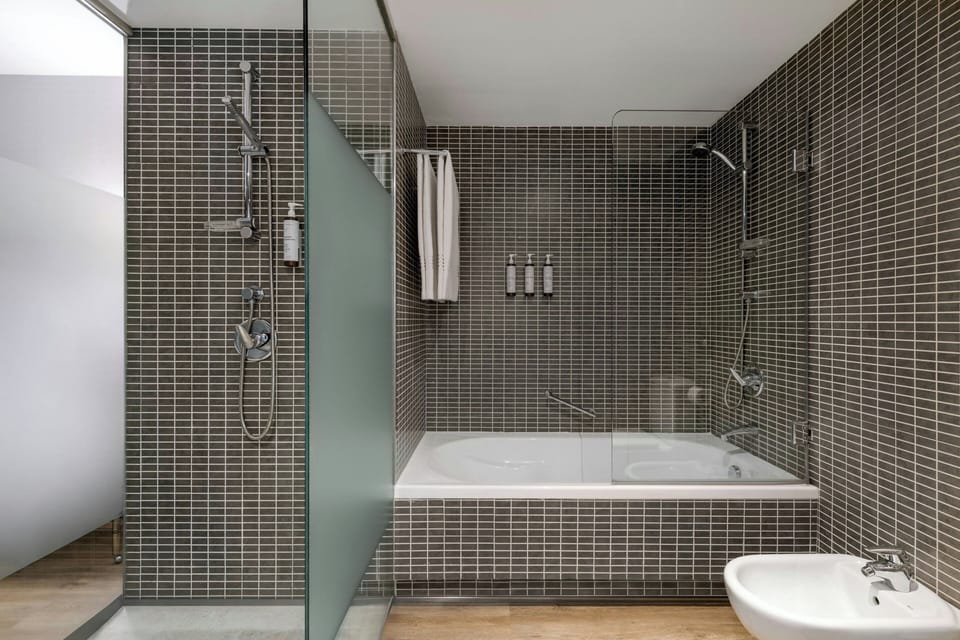 Hair dryer, towels