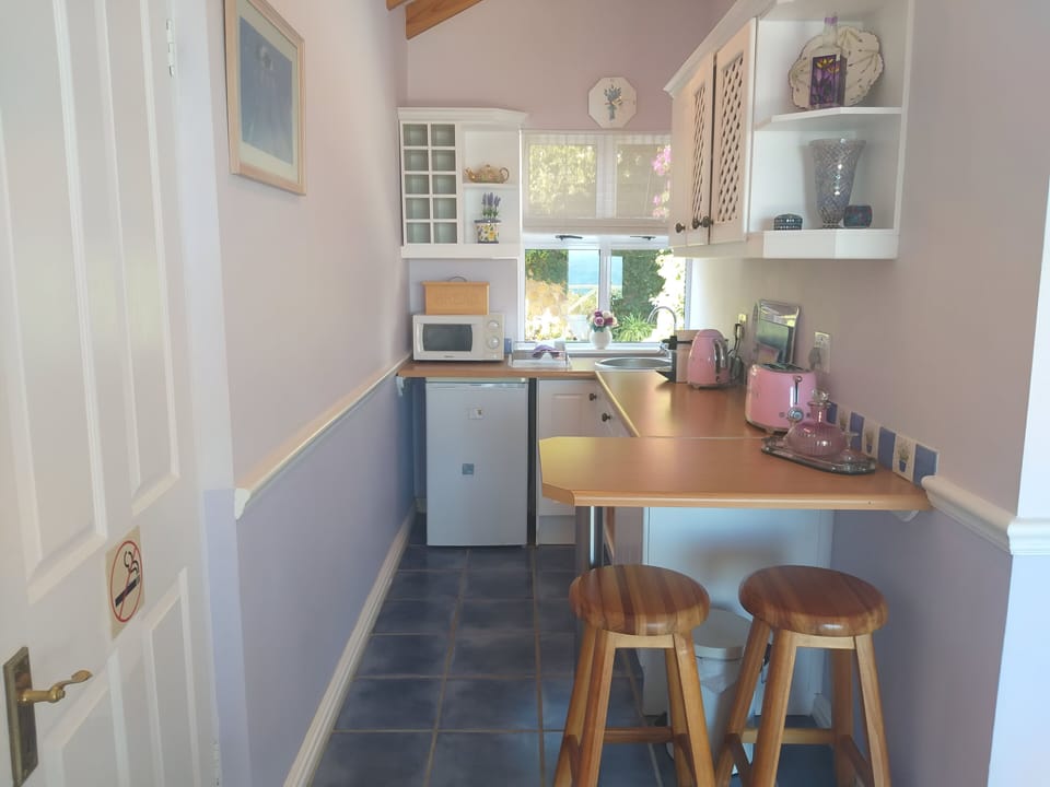 Panoramic Penthouse, 1 Bedroom, Non Smoking, Sea View | Private kitchen | Espresso maker, electric kettle