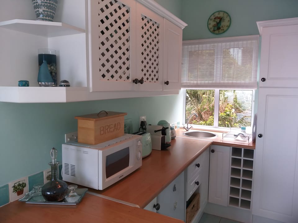 Panoramic Penthouse, 1 Bedroom, Non Smoking, Sea View | Private kitchen | Espresso maker, electric kettle