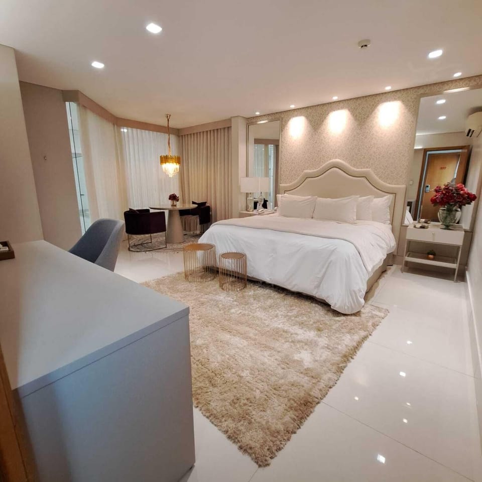Premium Double Room, 1 King Bed | Minibar, in-room safe, desk, blackout drapes
