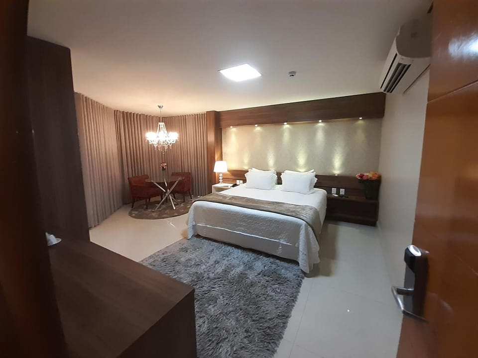 Minibar, in-room safe, desk, blackout drapes