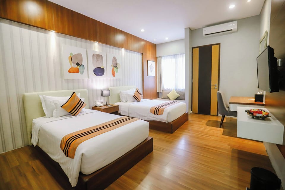 Superior Twin Room | Premium bedding, minibar, in-room safe, desk