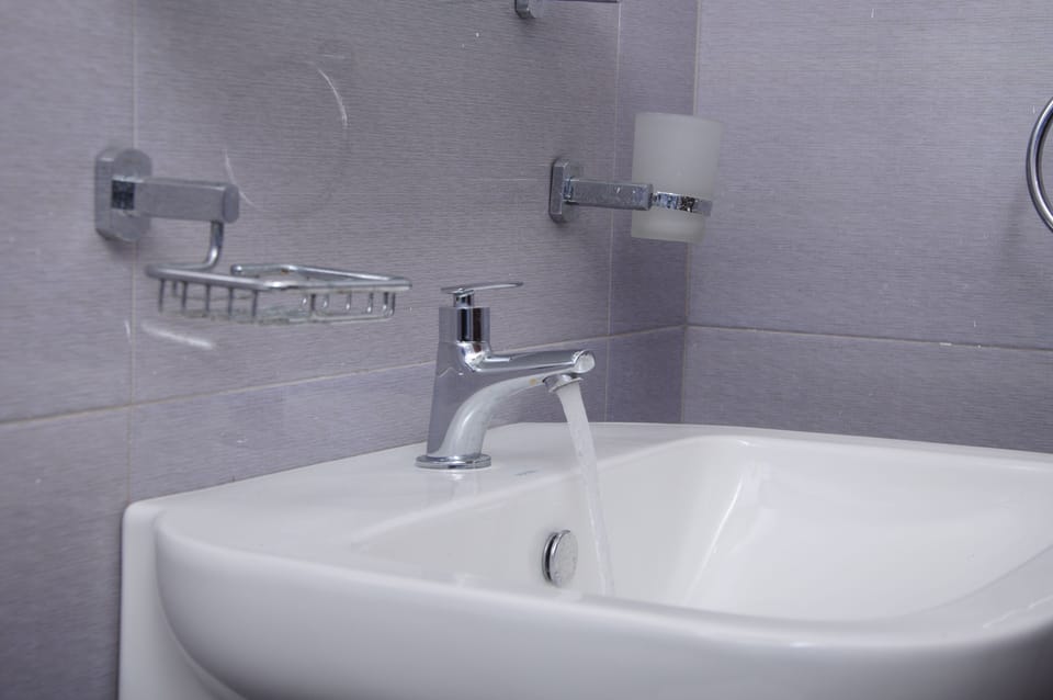 Family Bungalow | Bathroom | Free toiletries, hair dryer, bidet, towels